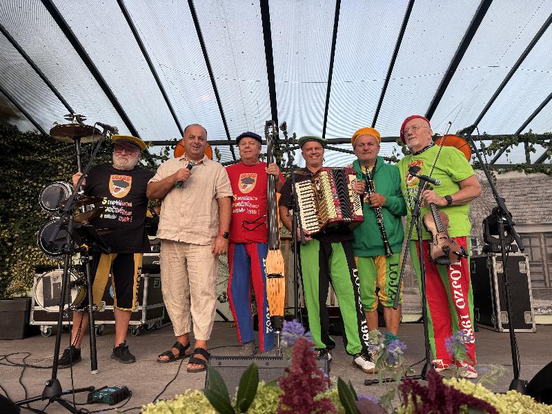 Kapustove hody 2026
Trebatice
Hudobna skupina LOJZO
12.september 2026