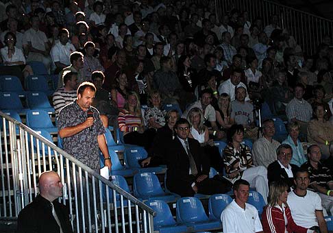 Na ročníku 2004 majstrovstiev slovenska Nokia v squashi bol plný Aupark v Bratislave.